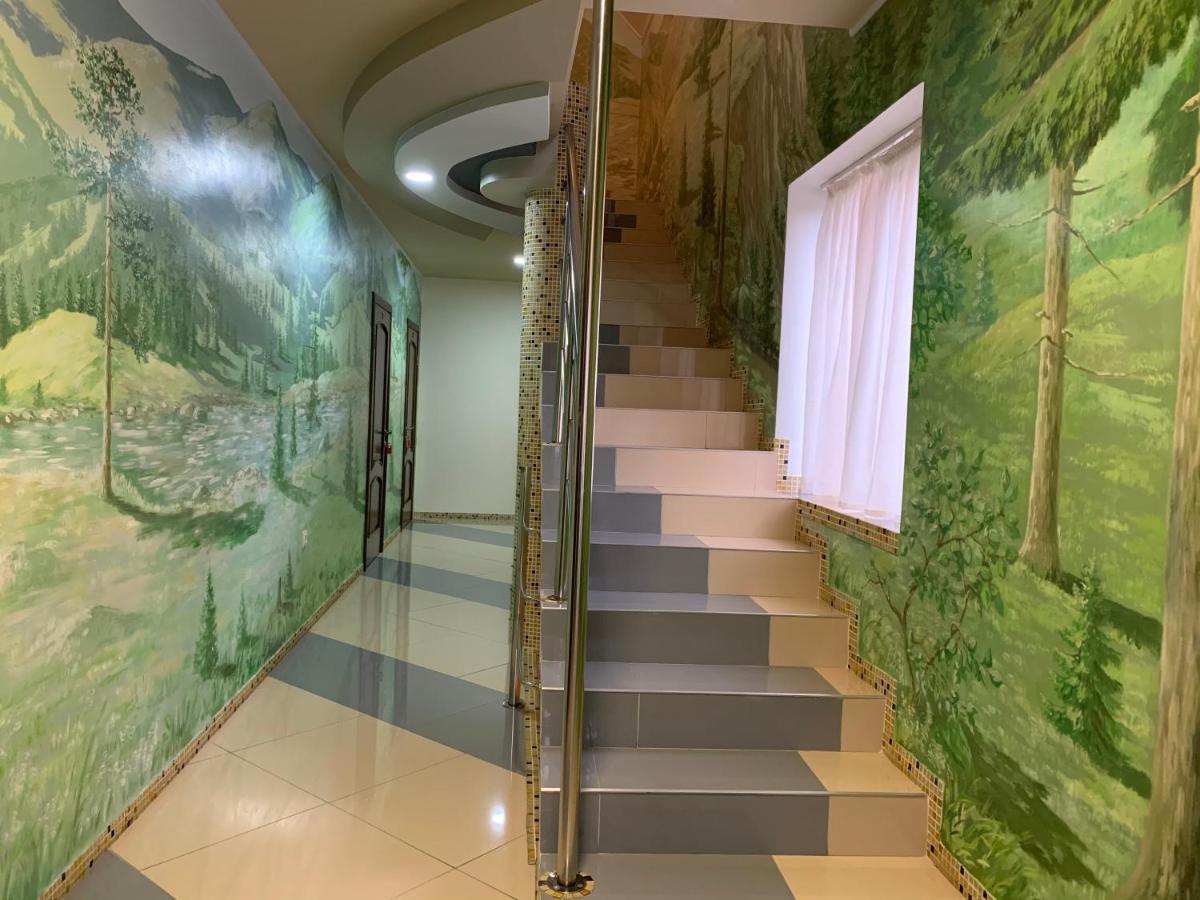 וורוכטה Hotel Kalyna מראה חיצוני תמונה